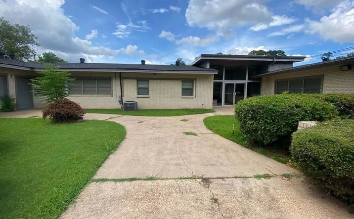 Pictures of Office property located at 333-335 Southfield Road, Shreveport, LA 71105 for sales - image #1