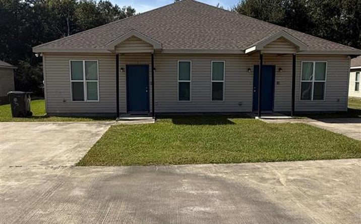 Pictures of Multifamily property located at 2727 3rd Street 5 & 6, Lake Charles, LA 70615 for sales - image #1