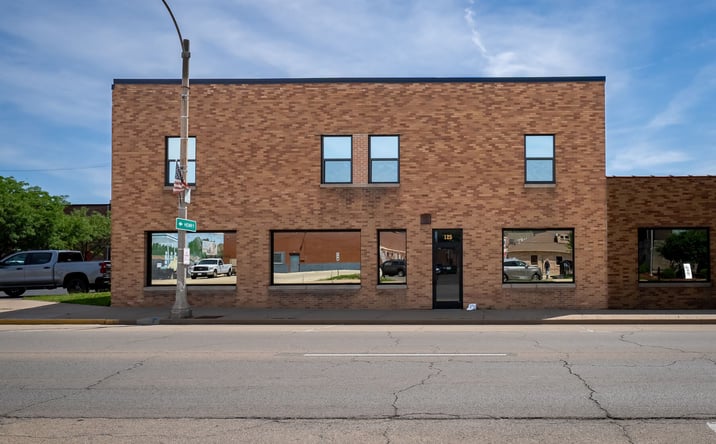 Pictures of Business for Sale, Office, Retail, Special Purpose, Mixed Use property located at 125 S Park St, Streator, IL 61364 for sales - image #1