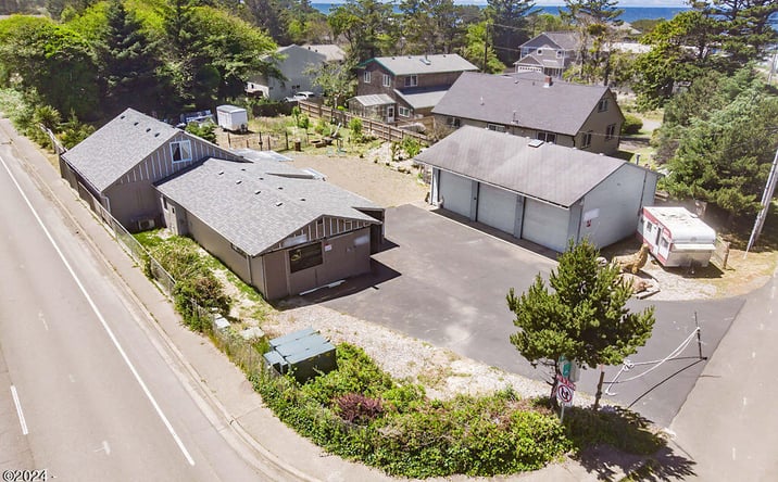 Pictures of Office, Land, Retail, Industrial, Mixed Use property located at 20 Willow Street, Depoe Bay, OR 97341 for sales - image #1