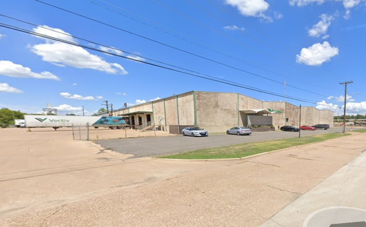 Pictures of Industrial property located at 222 W 63rd St, Shreveport, LA 71106 for sales - image #1