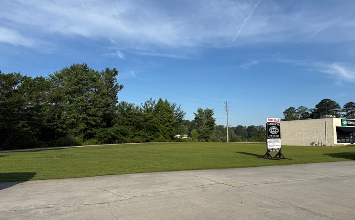 Pictures of Land property located at 1111 Bankhead Highway, Carrollton, GA 30117 for sales - image #1