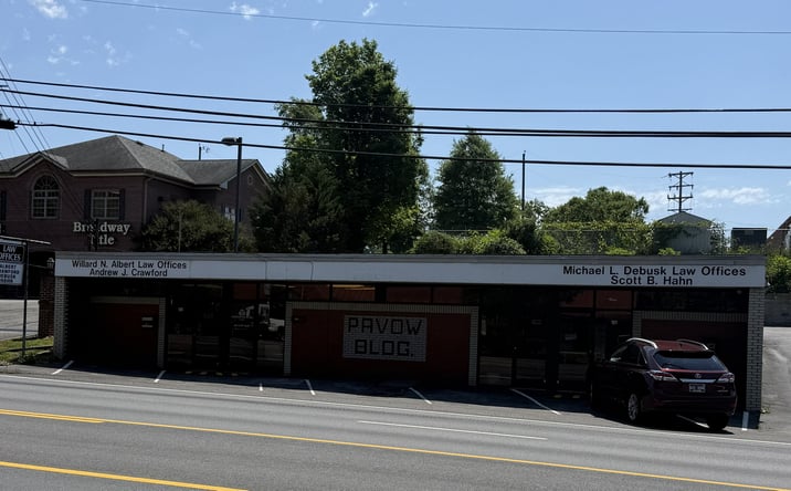 Pictures of Office property located at 5344 N Broadway St, Knoxville, TN 37918 for sales - image #1
