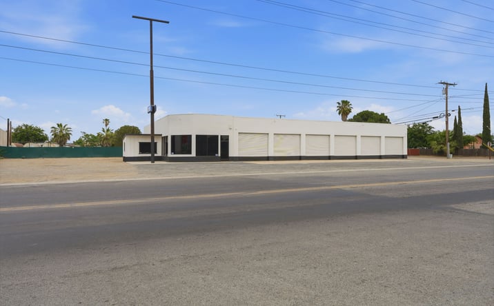 Pictures of Office, Industrial property located at 654 E Terra Bella Avenue, Pixley, CA 93256 for sales - image #1