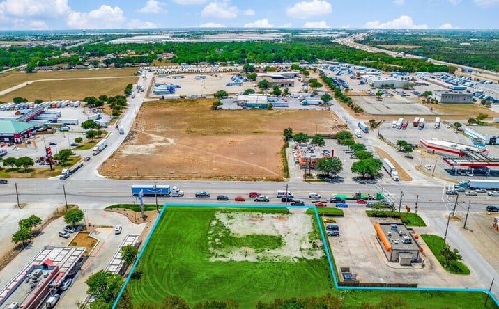 Pictures of Retail, Land property located at 8520 South Lancaster Road, Dallas, TX 75241 for sales - image #1