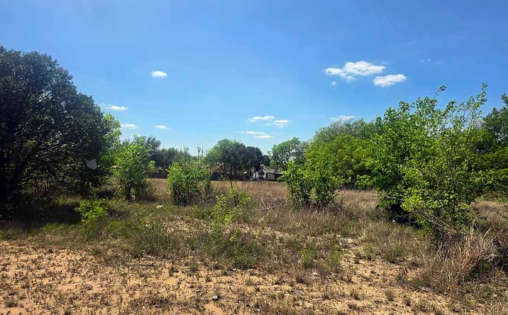 Pictures of Land property located at 2601 Southeast Loop 410 Access Road, San Antonio, TX 78222 for sales - image #1