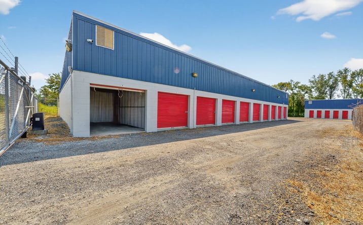 Pictures of Self Storage property located at 13346 Us Highway 90, Live Oak, FL 32060 for sales - image #1
