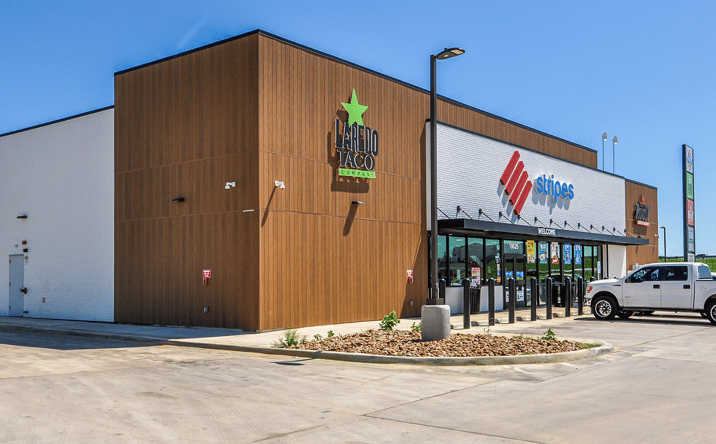 Pictures of Retail property located at 19525 McDonald Street, Lytle, TX 78052 for sales - image #1
