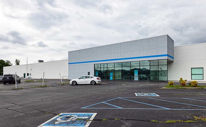 Pictures of Office property located at 2612 North Roan Street, Johnson City, TN 37601 for sales - image #1