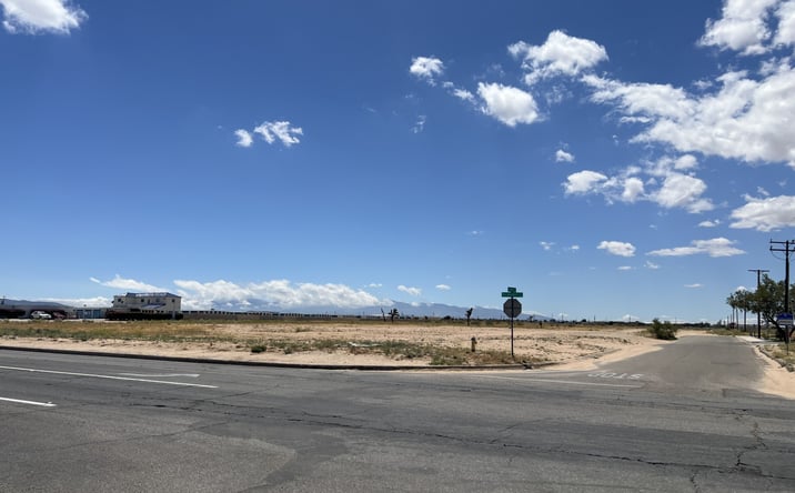 Pictures of Land property located at I, Hesperia, CA 92345 for sales - image #1