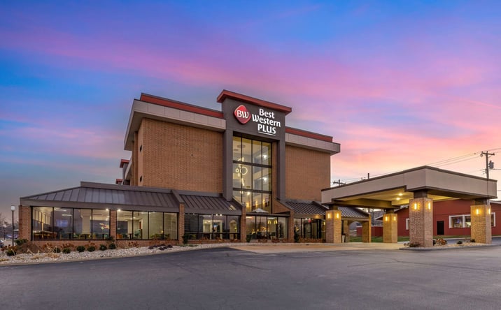 Pictures of Retail property located at 12220 Dorsett Road, Maryland Heights, MO 63043 for sales - image #1