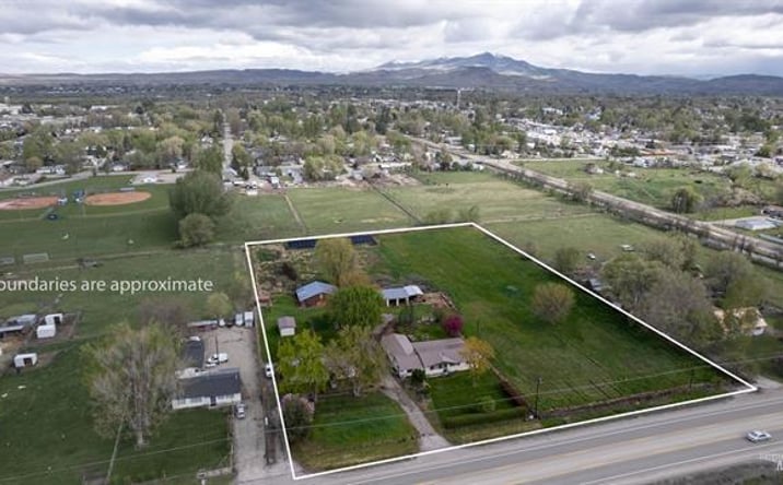 Pictures of Retail, Mixed Use, Land property located at 338, 340 & TBD W Hwy 52, Emmett, ID 83617 for sales - image #1