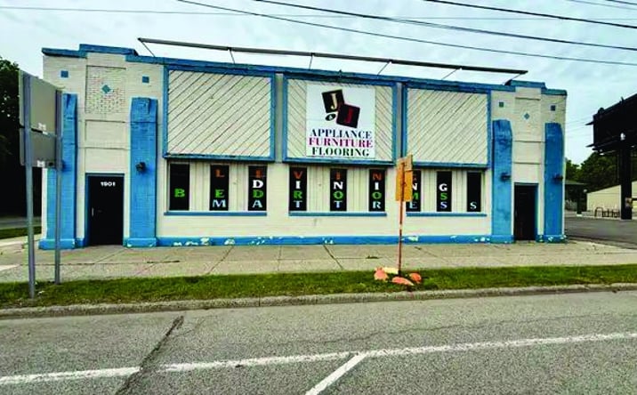 Pictures of Retail, Industrial property located at 1901 W Saginaw St, Lansing, MI 48915 for sales - image #1