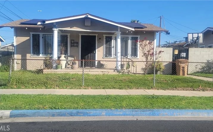Pictures of Multifamily property located at 1211 W 105th Street, Los Angeles, CA 90044 for sales - image #1