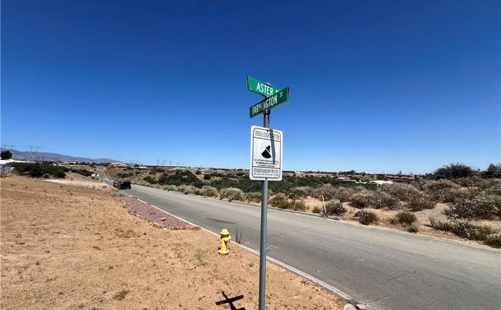 Pictures of Land property located at Farmington, Oak Hills, CA 92344 for sales - image #1