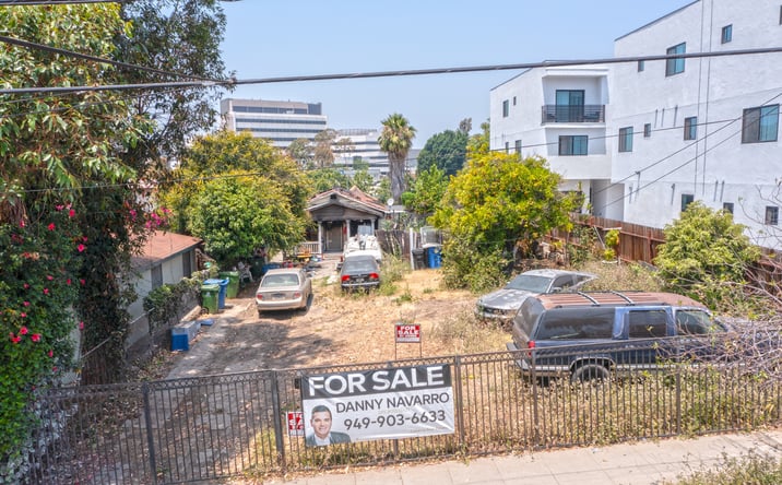 Pictures of Multifamily property located at 1517 RICARDO ST, LOS ANGELES, CA 90033-1540 for sales - image #1