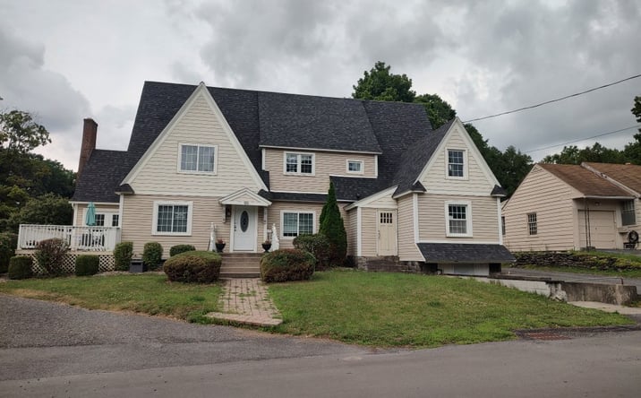 Pictures of Office, Retail, Mixed Use property located at 99 Yorkshire Blvd, Syracuse, NY 13219 for sales - image #1