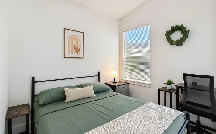 Pictures of Special Purpose property located at 15th Avenue South, St. Petersburg, FL 33712 for sales - image #1