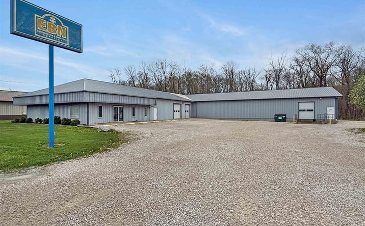 Pictures of Retail, Industrial, Mixed Use property located at 2632 Cathy Lane, Jasper, IN 47546 for sales - image #1