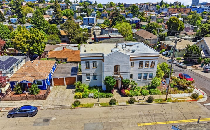 Pictures of Multifamily property located at 304 FAIRMOUNT AVE, OAKLAND, CA 94611 for sales - image #1