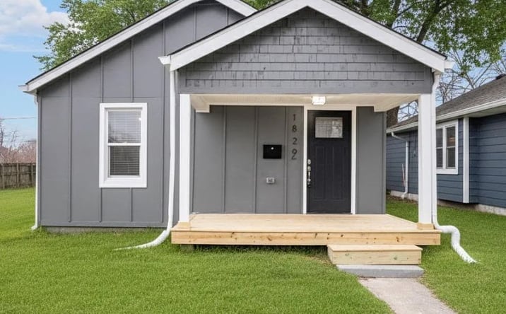 Pictures of Multifamily property located at 1829 New St, Indianapolis, IN 46203, 2015 Hillside Ave, Indianapolis, IN 46218, 2520 Station St, Indianapolis, IN 46218, 4319 Baker Dr, Indianapolis, IN 46235, 4414 N Kitley Ave, Indianapolis, IN 46226, 5672 Dollar Run Ln, Indianapolis, IN 46221 for sales - image #1