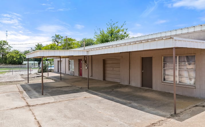 Pictures of Office, Mixed Use, Self Storage property located at 204 S Hart Street, Quitman, TX 75783 for sales - image #1