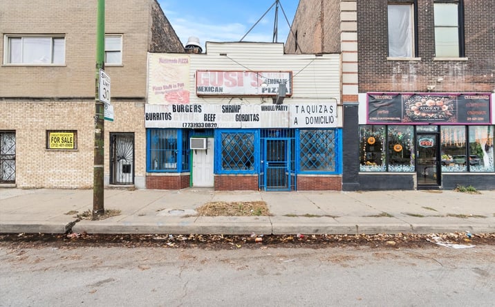 Pictures of Retail property located at 10606 S Torrence Avenue, Chicago, IL 60617 for sales - image #1