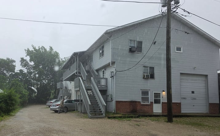 Pictures of Multifamily property located at 1015 douglas Street E, Morris, IL 60450 for sales - image #1
