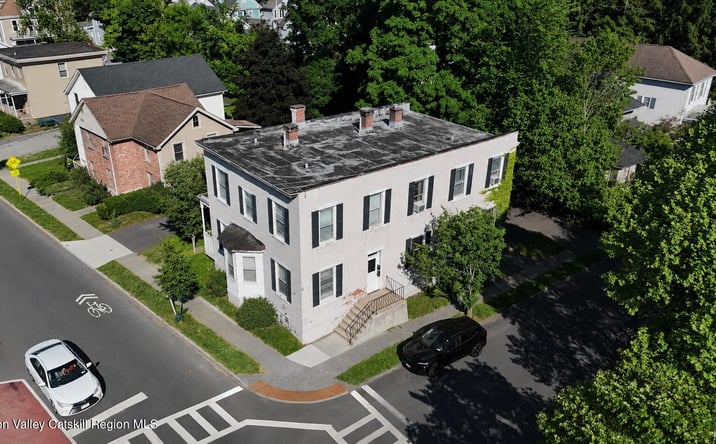 Pictures of Multifamily property located at 86 Pine Street, Kingston, NY 12401 for sales - image #1