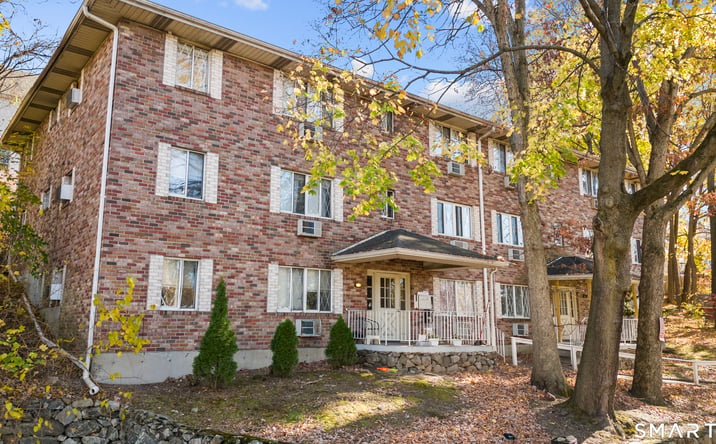 Pictures of Multifamily property located at 25 PIEDMONT ST, WATERBURY, CT 06706 for sales - image #1