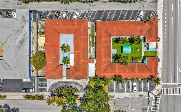 Pictures of Hospitality property located at 418 S Federal Highway, Hollywood, FL 33020 for sales - image #1