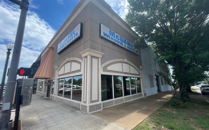 Pictures of Retail, Office, Mixed Use property located at 300 East Tennessee Street, Florence, AL 35630 for sales - image #1