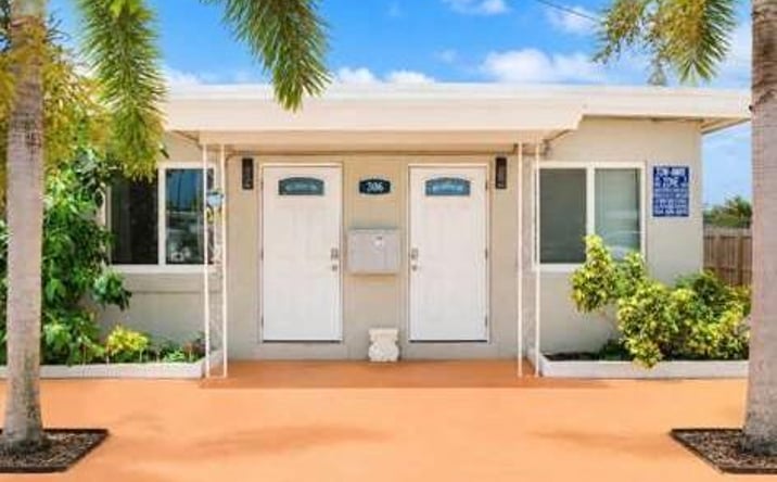 Pictures of Multifamily property located at 306 NE 6th Street # 4 #1-4, Hallandale Beach, FL 33009 for sales - image #1