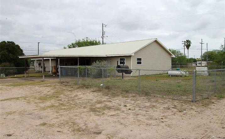 Pictures of Land property located at 660 W Business 83, Donna, TX 78537 for sales - image #1