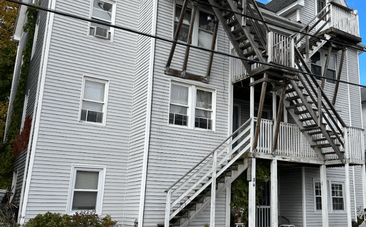 Pictures of Multifamily property located at 34 Marshall Street, Putnam, CT 06260 for sales - image #1