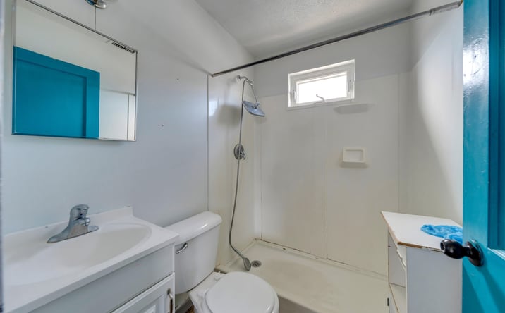 Pictures of Multifamily property located at 104 W Morning Glory Road, Wildwood Crest, NJ 08260-1305 for sales - image #1