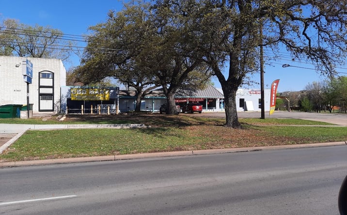 Pictures of Retail property located at 8804 North Lamar Boulevard, Austin, TX 78753 for sales - image #1