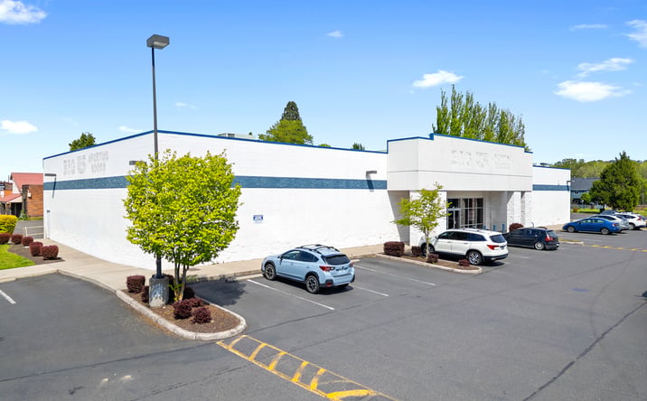 Pictures of Retail property located at 8313 Northeast Highway 99, Vancouver, WA 98665 for sales - image #1
