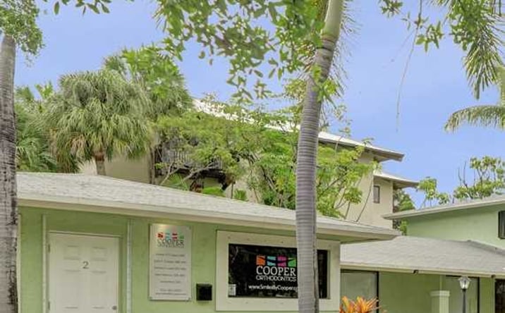 Pictures of Multifamily, Office, Mixed Use property located at 1500 East Broward Boulevard, Fort Lauderdale, FL 33301 for sales - image #1