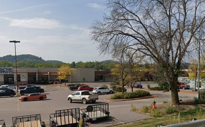 Pictures of Retail property located at 100-195 Richland Square, Richland Center, WI 53581 for sales - image #1