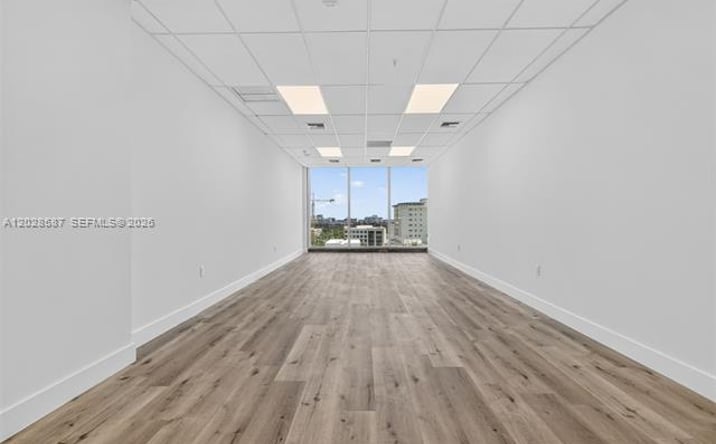 Pictures of Office property located at 2820 NE 214th St # 1006, Aventura, FL 33180-1271 for sales - image #1
