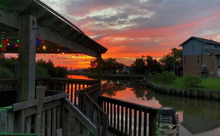 Pictures of Retail property located at 624 Marina Bay Drive, Kemah, TX 77565 for sales - image #1