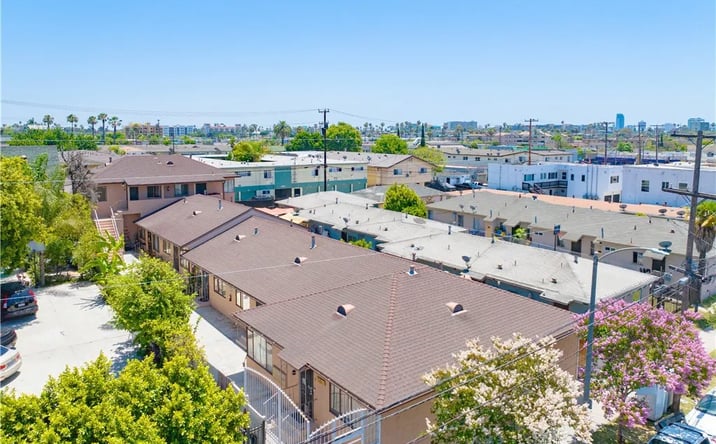 Pictures of Multifamily property located at 1876 Henderson Avenue, Long Beach, CA 90806 for sales - image #1
