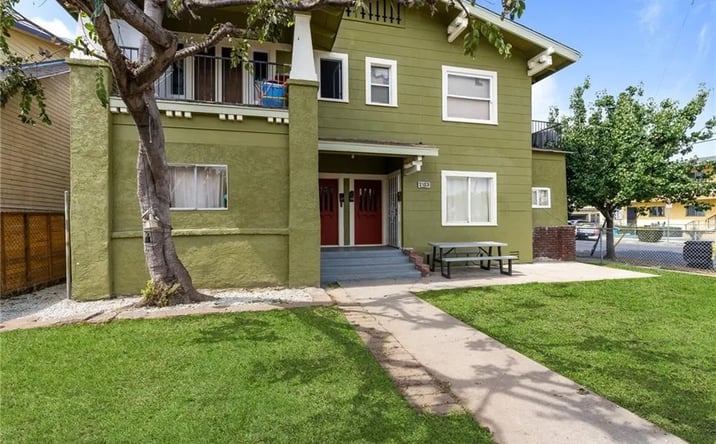 Pictures of Multifamily property located at 2103 3rd Avenue, Los Angeles, CA 90018 for sales - image #1