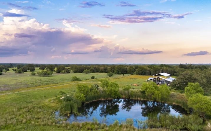 Pictures of Land property located at 1395 State Hwy 95, Smithville, TX 78957 for sales - image #1