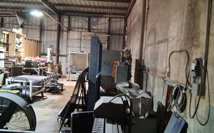 Pictures of Mixed Use, Office, Retail property located at 1103 South Beckley Avenue, Dallas, TX 75203 for sales - image #1