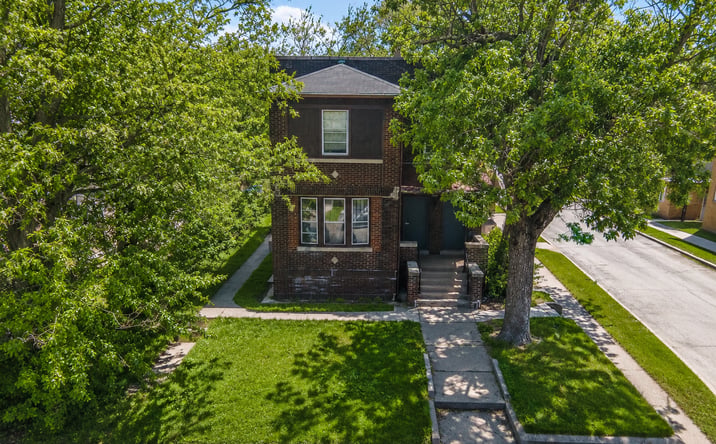Pictures of Multifamily property located at 11 157TH ST, CALUMET CITY, IL 60409 for sales - image #1