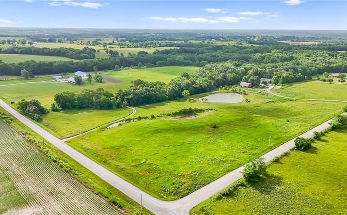 Pictures of Land property located at 7824 State Highway HH N/A, Odessa, MO 64076 for sales - image #1
