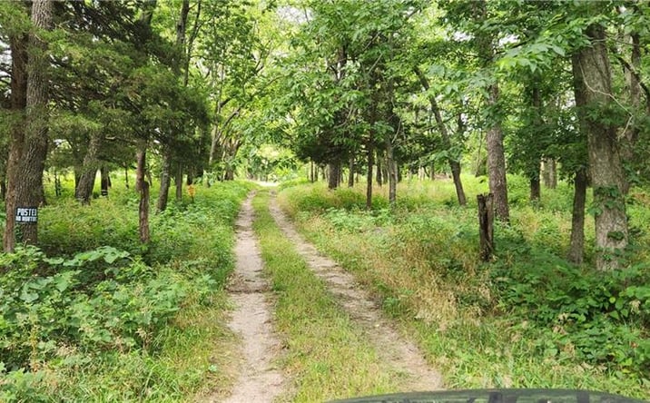 Pictures of Land property located at Metcalf Rd Road, Louisburg, KS 66053 for sales - image #1