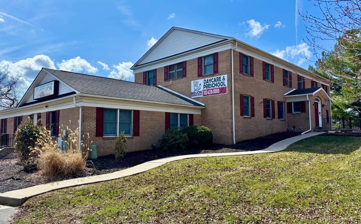 Pictures of Retail property located at 2884 Summit Bridge Rd, Bear, DE 19701 for sales - image #1